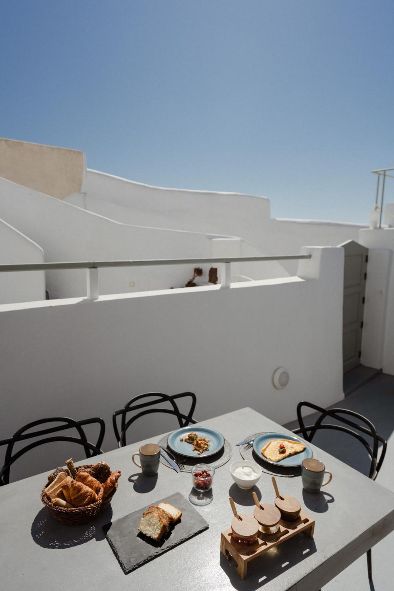 The Sunset Windmill Villa Oía Exterior photo